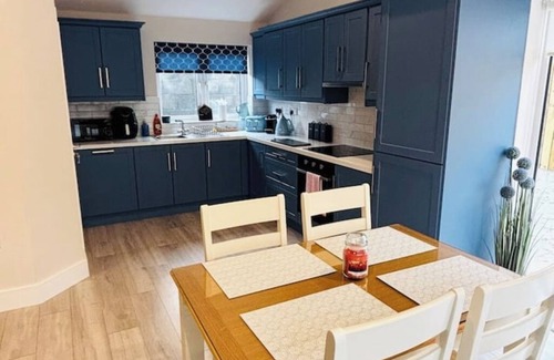 Killaloe Cabin | The Lodge - Wellness Retreat, Private & Secluded Sauna Access