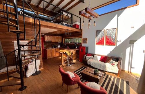 Pinto Ski Chalet | The Loft