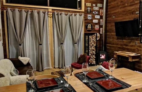 Pinto Ski Chalet | The Loft