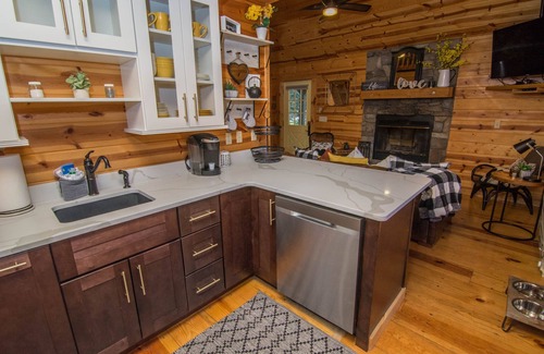 Thayerville Cabin | The Love Shack- The BEST Couples and Small Family Retreat at Deep Creek Lake!