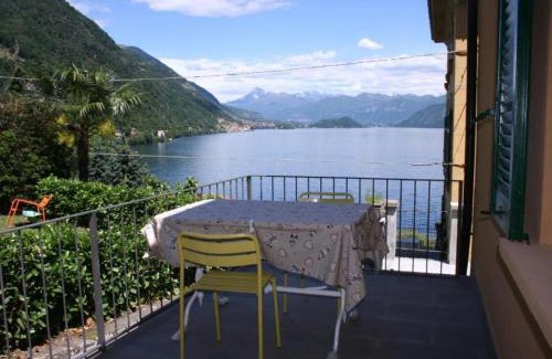 Argegno House | The Lovers - independent Little House with Garden