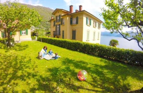 Argegno House | The Lovers - independent Little House with Garden