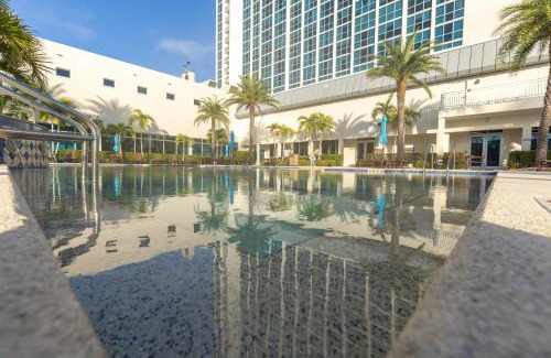 Fort Myers River District Apartment | The Luxury spot 2 min to DOWNTOWN 5 min to The beach