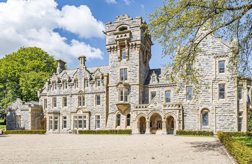 Newland Near Ulverston House | The Mabel Suite Stone Cross Mansion