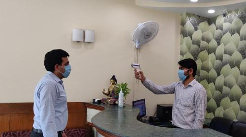DLF City Hotel | The Maple Leaf @ DLF Cyber City
