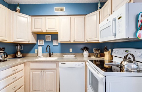 North Ocean City Hotel | The Marylander Condo & Hotel