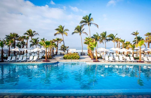 Playa Diamante Apartment | The Mayan Palace Acapulco