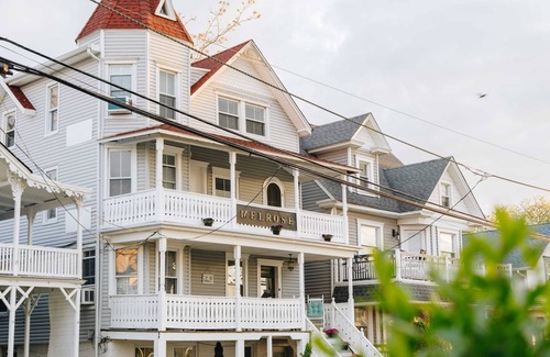Ocean Grove House | The Melrose, 3A - Queen Bed & Bath: Romantic Getaway, Steps from the Beach, Cozy