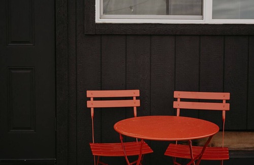 Fredericksburg RV Rental | The Merlot-Country meets Glam