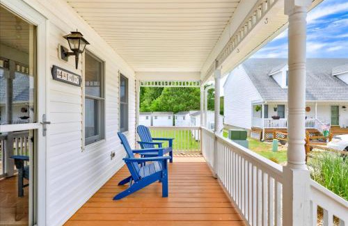 Chincoteague House | The Mermaid Lounge