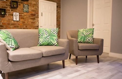 Birkenhead Apartment | The Mersey Apartment @ Liver House