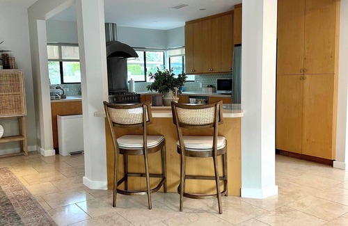 The Mesa House | The Mesa Oasis; 5-bedroom house in Palm Springs with Pool, AC, WiFi