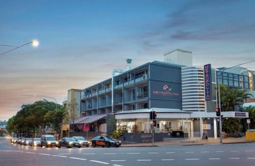 Spring Hill Hotel | The Metropolitan Spring Hill