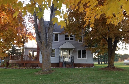 Posen House | The Mill House, year around Country Home & Historic Grist mill w/2 Kayaks