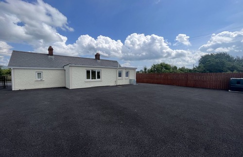 Dundalk House | The Moorlands Dundalk