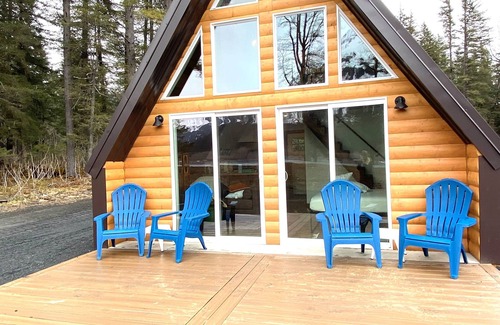 Seward Cabin | The Moose @ Exit Glacier Cabins