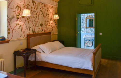 Castle Douglas Bed & Breakfast | The Munches Room at Buittle Castle, a Georgian Style Stay in a Medieval Castle