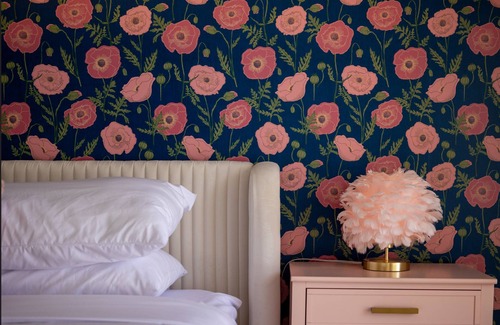 Warm Sands Hotel | The Muse Hotel | Palm Springs | Pool, Hot Tub, Kitchen, Private Yard | Suite 8!