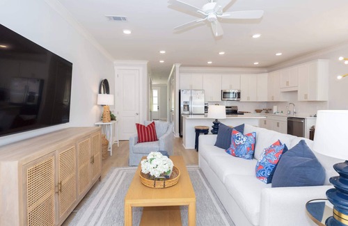 Oxford Apartment | The MVP on Miramar by Apex Short Term Stays