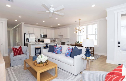 Oxford Apartment | The MVP on Miramar by Apex Short Term Stays
