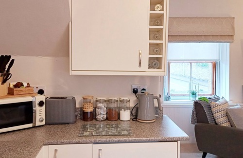 Melrose Cottage | The Nest- Charming one bedroom cosy cottage in central Melrose, Scottish Borders