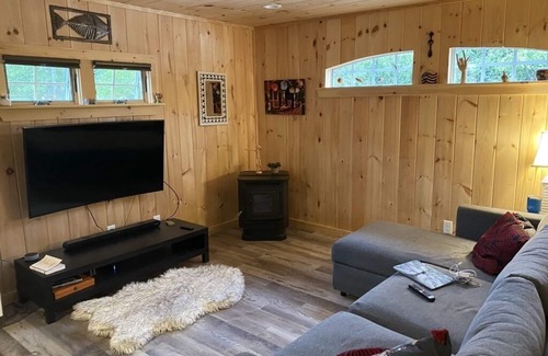 Oak Bluffs Apartment | The Nest, Comfortable, Cozy and Convenient