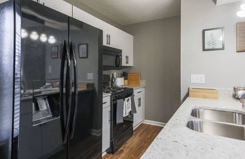 Martinsburg House | The New York'er 3 bedroom Duplex