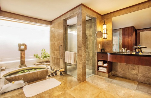 Sigar Penjalin Hotel | The Oberoi Beach Resort, Lombok