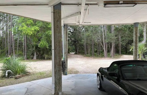 Carrabelle House | The Octagon House on the Gulf