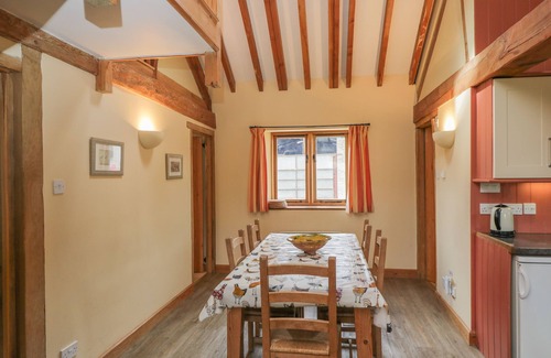 New Forest District Cottage | THE OLD CART SHED, pet friendly, with a garden in Rockbourne