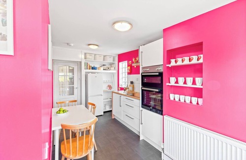 Tayport Ski Chalet | The Old Jewellers – Cosy retreat with rich history