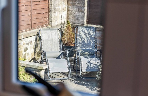 Tayport Ski Chalet | The Old Jewellers – Cosy retreat with rich history