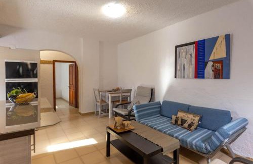 Koutsounari Apartment | The old Phone Center house
