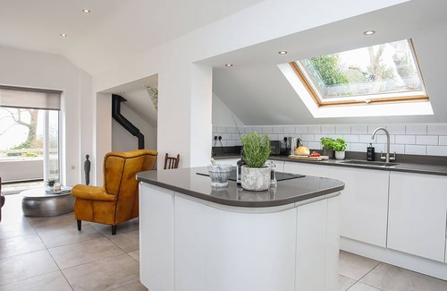 Denbigh Cottage | The Old Piggery - a cosy fire that sleeps 2 guests in 1 bedroom