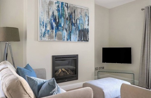 Winchester Apartment | The Old School House, Winchester