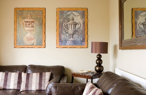Clipsham Hotel | The Olive Branch