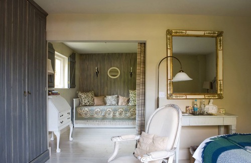 Clipsham Hotel | The Olive Branch