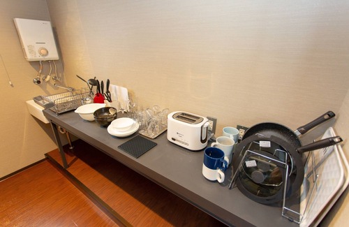 Shinsekai Apartment | The Only View