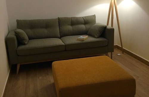Palese Apartment | The open red tulip