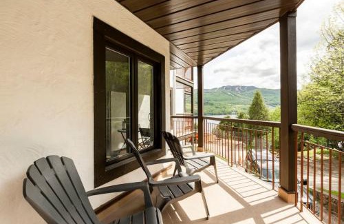 Mont-Tremblant House | The Outlook over Lac -Tremblant by Instant Suites