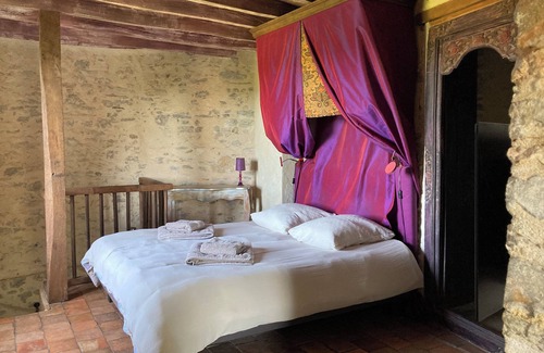 Sainte-Suzanne-and-Chammes House | The Passe-Muraille bed and breakfast