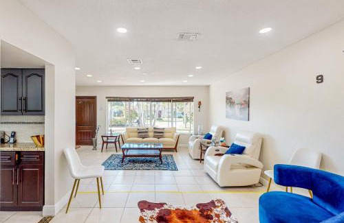 Hollywood Hills House | The Palm Villa