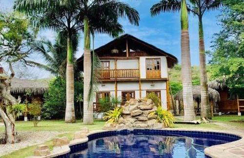 Montanita Hotel | The Palms Montañita