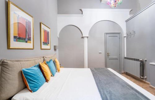 Rione VIII Sant'Eustachio Apartment | The Pantheon Gallery, in the Center of Rome