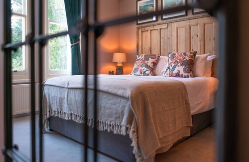 Bournemouth Hotel | The Pavilion Arms