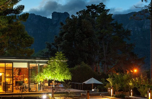 Newlands Cottage | THE PAVILLION - CONTEMPORARY DESIGN IN BISHOPSCOURT
