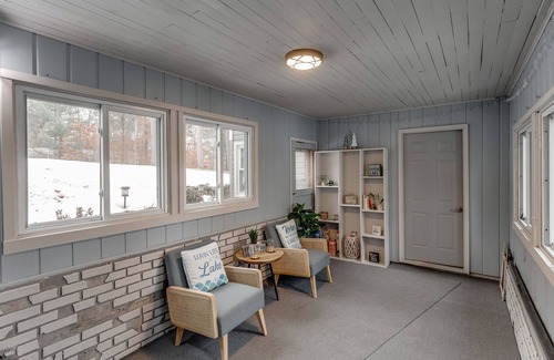 Pequot Lakes House | The Peaceful Nest Lakefront/Beach/dock/firepit/Pontoon rental/pet friendly