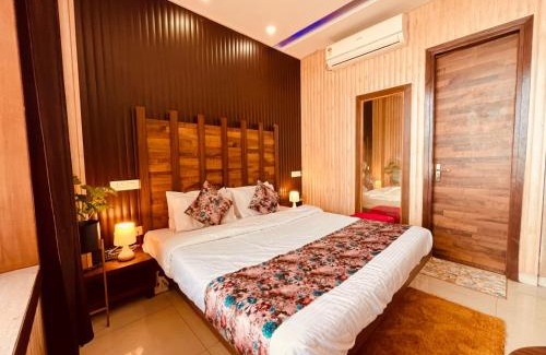 Sector 35 Hotel | The Pearl Grand Chandigargh