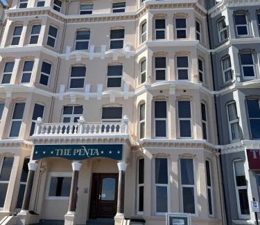Douglas Promenade Hotel | The Penta