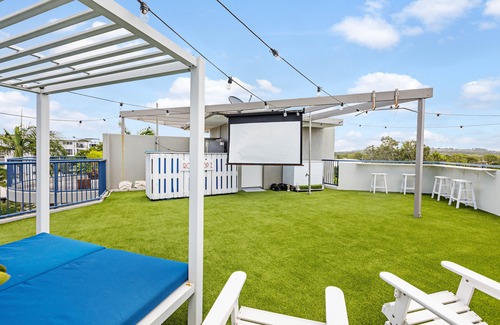 Mooloolaba Villa | The Penthouse Mooloolaba, Private Luxury Rooftop Apartment - Small dog friendly!